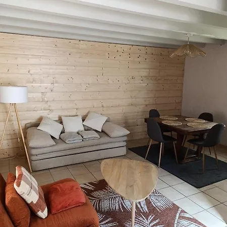 Semesterbostad La Maisonnette