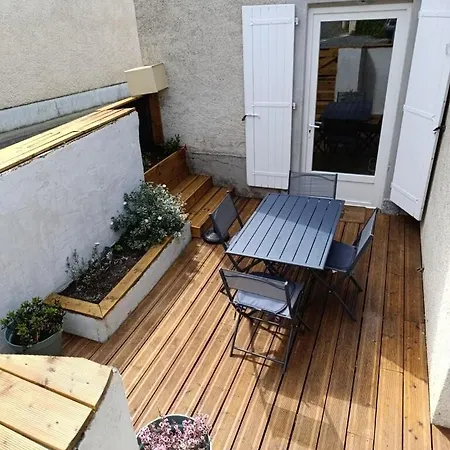 Semesterbostad La Maisonnette